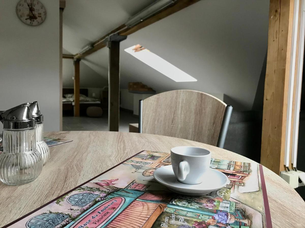 Apartmán U babičky Praga Esterno foto